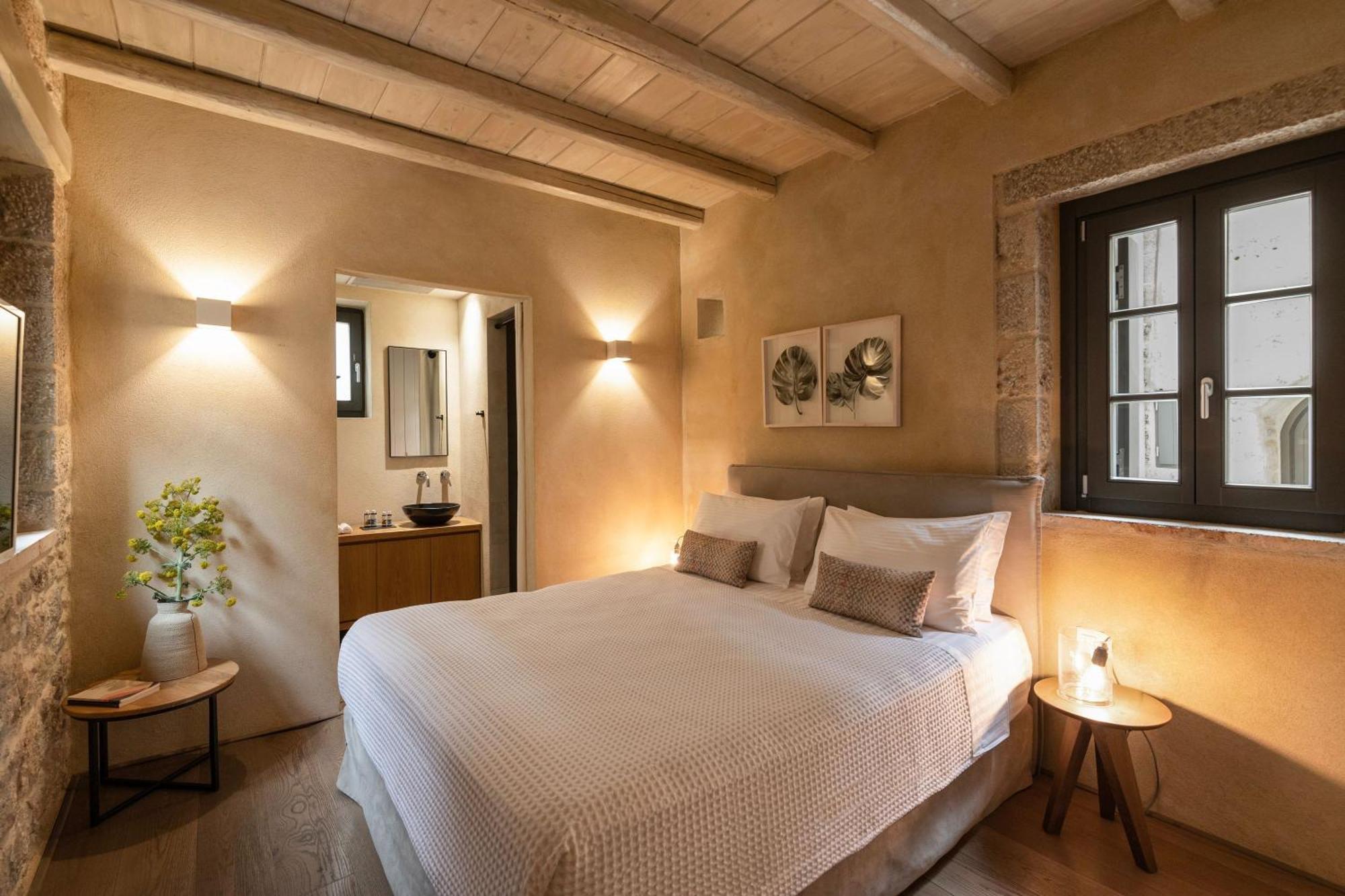 Korona Boutique Hotel Oitilon Ngoại thất bức ảnh